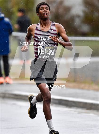 Thumbnail 1 in CIF SS Cross Country Preliminary Finals photogallery.