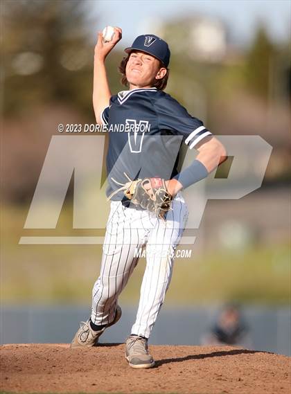 Thumbnail 1 in Rio Americano @ Vista del Lago photogallery.