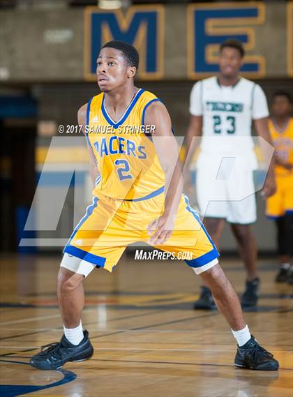 Thumbnail 2 in Grant vs. Fremont (Oakland Legends Classic) photogallery.