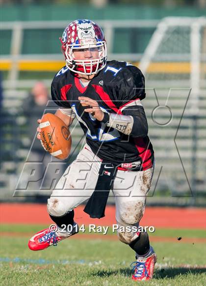 Thumbnail 3 in Newfield @ Bellport (Section 11 Division 2 Quarterfinal) photogallery.