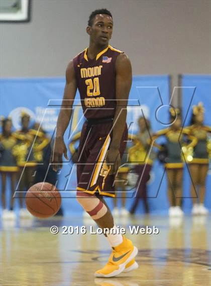Thumbnail 2 in Brentwood vs Mt. Vernon (SNY Invitational) photogallery.