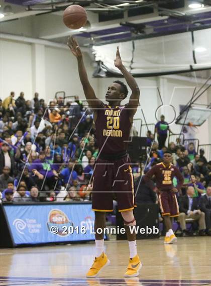 Thumbnail 1 in Brentwood vs Mt. Vernon (SNY Invitational) photogallery.