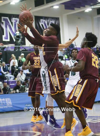 Thumbnail 1 in Brentwood vs Mt. Vernon (SNY Invitational) photogallery.