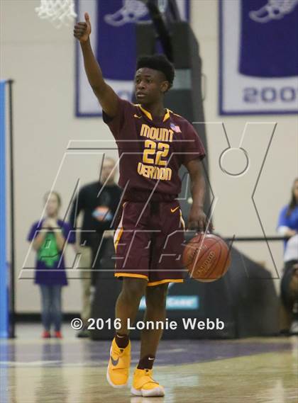 Thumbnail 2 in Brentwood vs Mt. Vernon (SNY Invitational) photogallery.