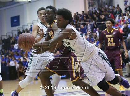 Thumbnail 2 in Brentwood vs Mt. Vernon (SNY Invitational) photogallery.