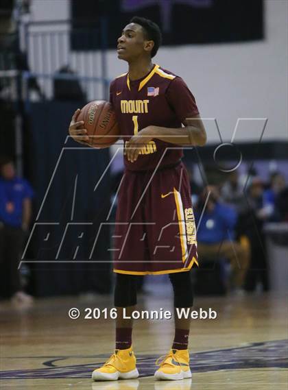 Thumbnail 2 in Brentwood vs Mt. Vernon (SNY Invitational) photogallery.