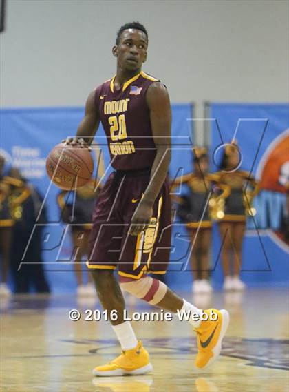 Thumbnail 1 in Brentwood vs Mt. Vernon (SNY Invitational) photogallery.