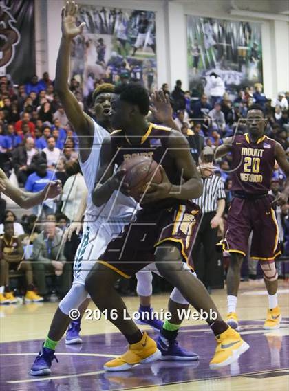 Thumbnail 1 in Brentwood vs Mt. Vernon (SNY Invitational) photogallery.