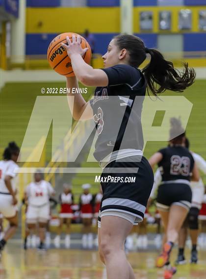 Thumbnail 1 in Luella vs Balwin (GHSA 4A State Playoff - Quarterfinals) photogallery.