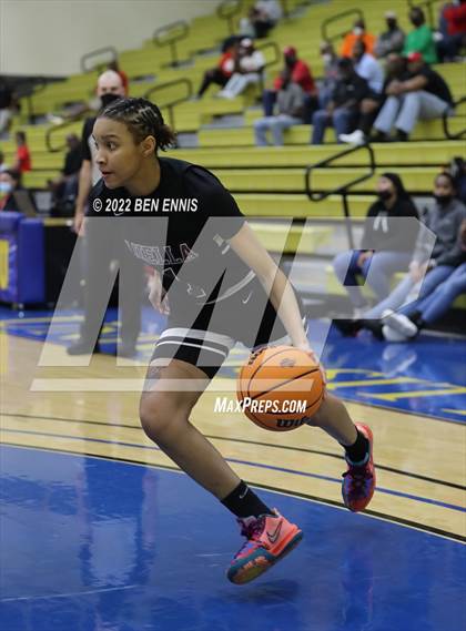 Thumbnail 3 in Luella vs Balwin (GHSA 4A State Playoff - Quarterfinals) photogallery.