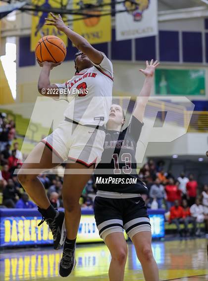 Thumbnail 1 in Luella vs Balwin (GHSA 4A State Playoff - Quarterfinals) photogallery.
