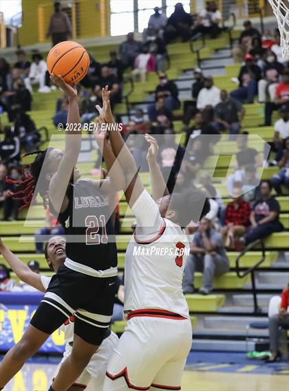 Thumbnail 3 in Luella vs Balwin (GHSA 4A State Playoff - Quarterfinals) photogallery.