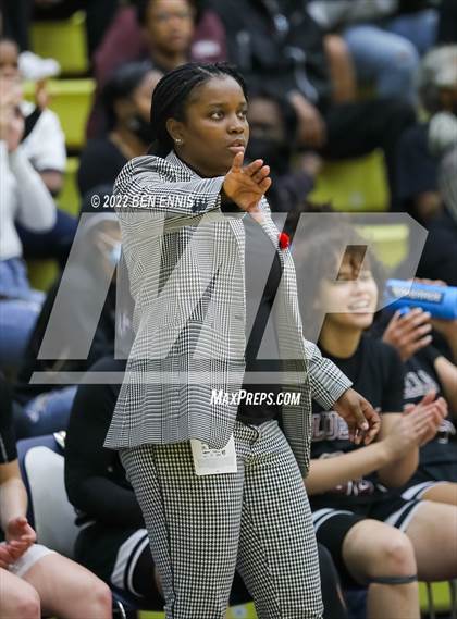 Thumbnail 1 in Luella vs Balwin (GHSA 4A State Playoff - Quarterfinals) photogallery.