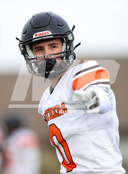 Thumbnail 2 in Montezuma-Cortez @ Berthoud (CHSAA 2A Round 1) photogallery.