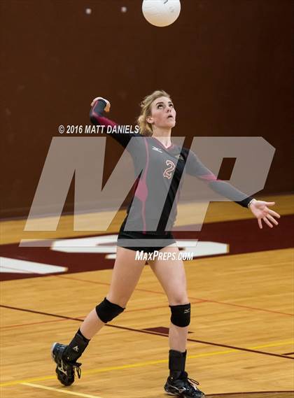 Thumbnail 1 in Erie vs. Ponderosa (CHSAA 4A Region 3) photogallery.
