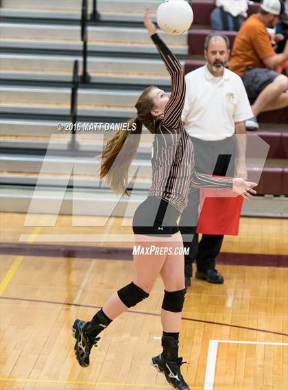 Thumbnail 1 in Erie vs. Ponderosa (CHSAA 4A Region 3) photogallery.