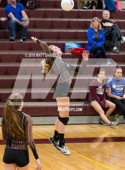 Thumbnail 2 in Erie vs. Ponderosa (CHSAA 4A Region 3) photogallery.