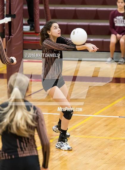 Thumbnail 1 in Erie vs. Ponderosa (CHSAA 4A Region 3) photogallery.