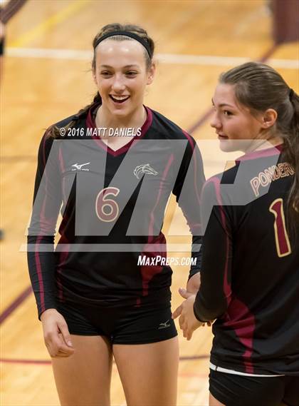 Thumbnail 2 in Erie vs. Ponderosa (CHSAA 4A Region 3) photogallery.