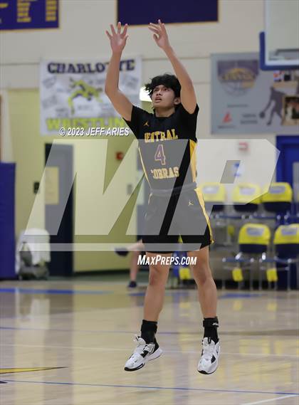 Thumbnail 2 in Central vs. Riverview Sarasota (Wally Keller Classic) photogallery.