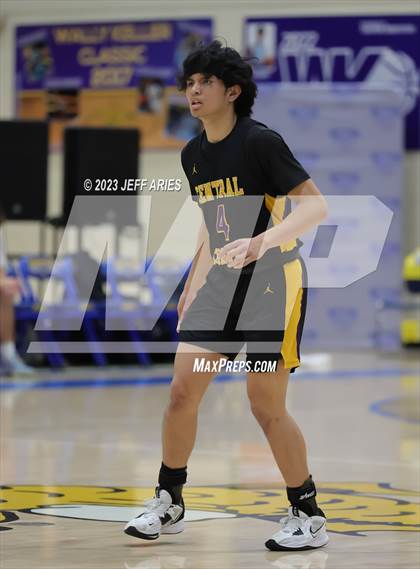 Thumbnail 2 in Central vs. Riverview Sarasota (Wally Keller Classic) photogallery.