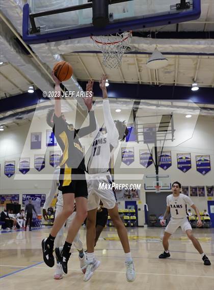 Thumbnail 3 in Central vs. Riverview Sarasota (Wally Keller Classic) photogallery.
