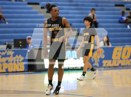 Thumbnail 3 in Central vs. Riverview Sarasota (Wally Keller Classic) photogallery.