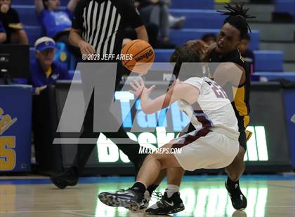 Thumbnail 3 in Central vs. Riverview Sarasota (Wally Keller Classic) photogallery.