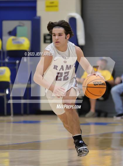 Thumbnail 1 in Central vs. Riverview Sarasota (Wally Keller Classic) photogallery.