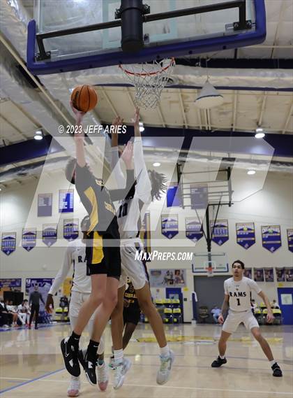 Thumbnail 1 in Central vs. Riverview Sarasota (Wally Keller Classic) photogallery.