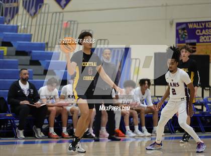 Thumbnail 3 in Central vs. Riverview Sarasota (Wally Keller Classic) photogallery.