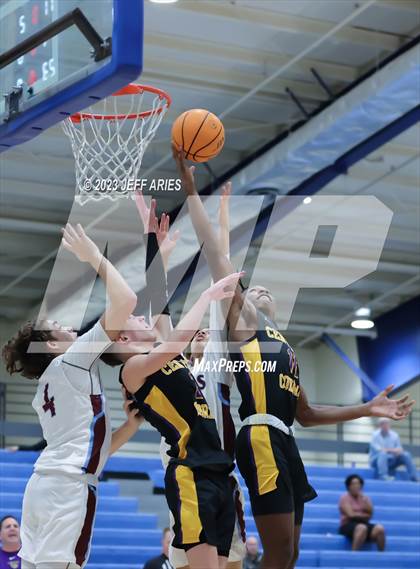 Thumbnail 2 in Central vs. Riverview Sarasota (Wally Keller Classic) photogallery.