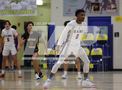 Thumbnail 3 in Central vs. Riverview Sarasota (Wally Keller Classic) photogallery.