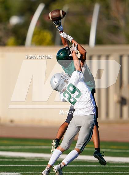Thumbnail 2 in De La Salle @ Monterey Trail photogallery.