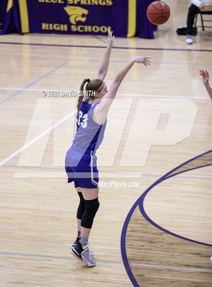 Thumbnail 3 in Grain Valley @ Blue Springs (MSHSAA District Playoff) photogallery.