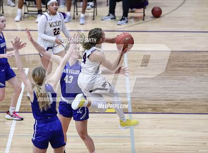 Thumbnail 2 in Grain Valley @ Blue Springs (MSHSAA District Playoff) photogallery.