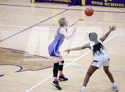 Thumbnail 2 in Grain Valley @ Blue Springs (MSHSAA District Playoff) photogallery.