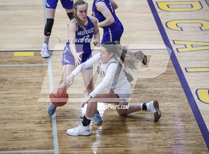 Thumbnail 2 in Grain Valley @ Blue Springs (MSHSAA District Playoff) photogallery.