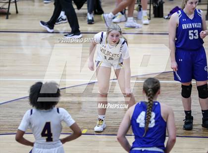 Thumbnail 3 in Grain Valley @ Blue Springs (MSHSAA District Playoff) photogallery.