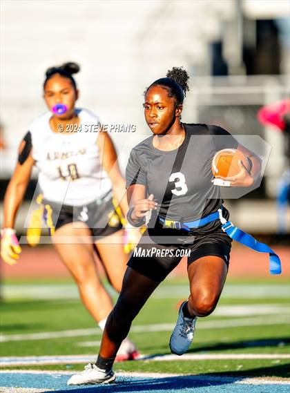 Thumbnail 1 in Armijo @ Burbank photogallery.