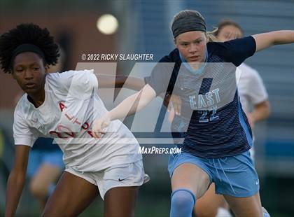 Thumbnail 2 in Alton @ Belleville East photogallery.