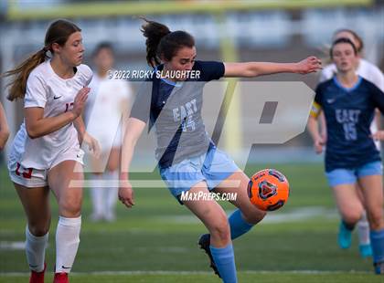 Thumbnail 2 in Alton @ Belleville East photogallery.