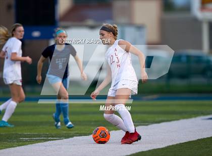 Thumbnail 3 in Alton @ Belleville East photogallery.