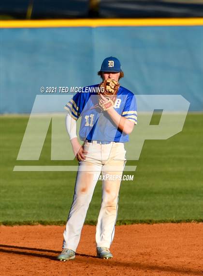 Thumbnail 2 in Mayflower vs Dewitt (AAA 3A Regional 3 First Round) photogallery.