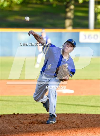 Thumbnail 2 in Mayflower vs Dewitt (AAA 3A Regional 3 First Round) photogallery.