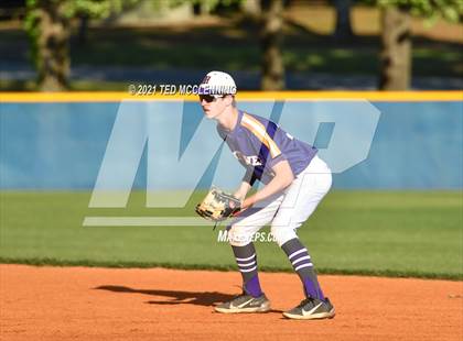 Thumbnail 2 in Mayflower vs Dewitt (AAA 3A Regional 3 First Round) photogallery.