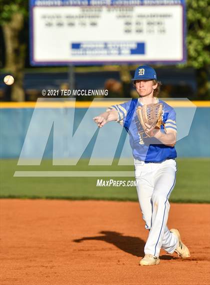 Thumbnail 3 in Mayflower vs Dewitt (AAA 3A Regional 3 First Round) photogallery.