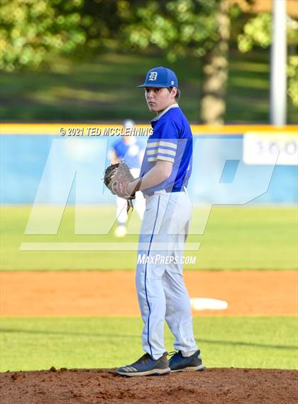 Thumbnail 2 in Mayflower vs Dewitt (AAA 3A Regional 3 First Round) photogallery.