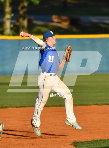 Thumbnail 1 in Mayflower vs Dewitt (AAA 3A Regional 3 First Round) photogallery.