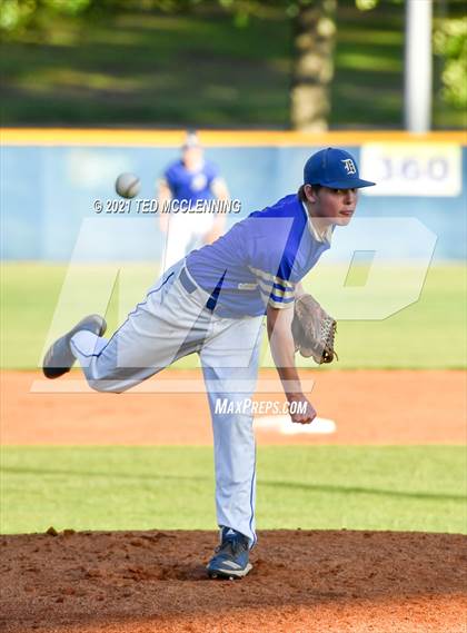 Thumbnail 3 in Mayflower vs Dewitt (AAA 3A Regional 3 First Round) photogallery.